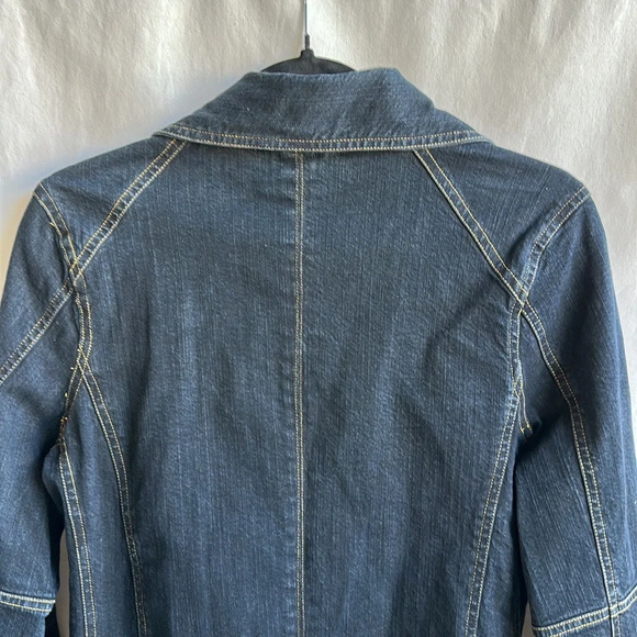 Rue21 dark wash stretch denim jacket, size L - Picture 5 of 9